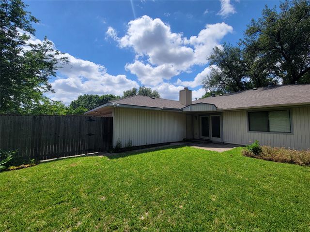 630 Country View Lane, Garland, TX 75043