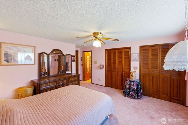 1874 Lenore Drive, Tacoma, WA 98406
