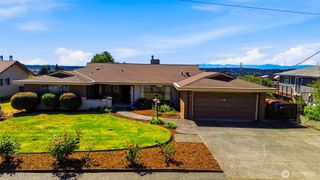 1874 Lenore Drive, Tacoma, WA 98406