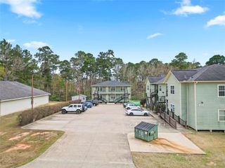 409 Beto St 5, Huntsville, TX 77340