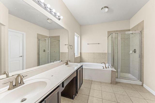 2559 Pines Pointe Drive, Katy, TX 77493