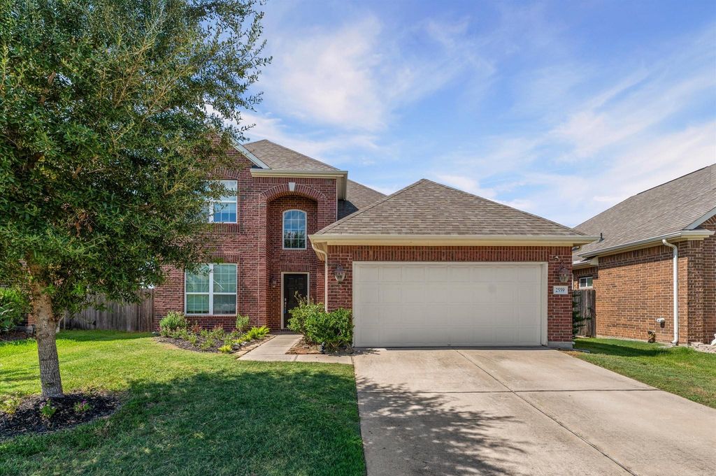 2559 Pines Pointe Drive, Katy, TX 77493