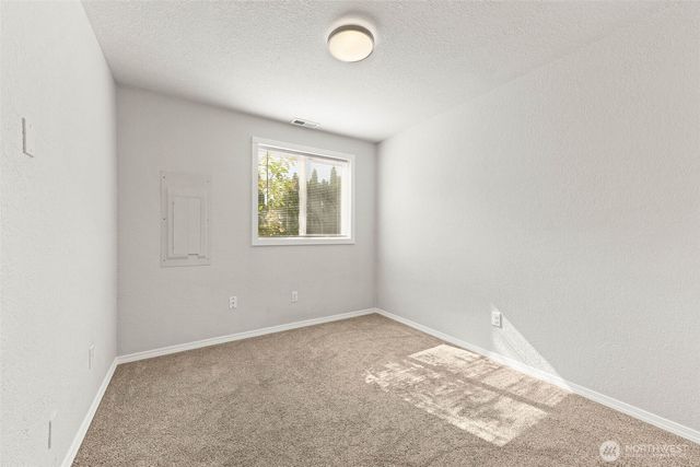 735 Hamelin Lane SE, Olympia, WA 98513