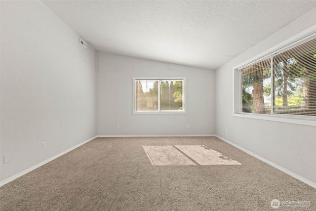 735 Hamelin Lane SE, Olympia, WA 98513