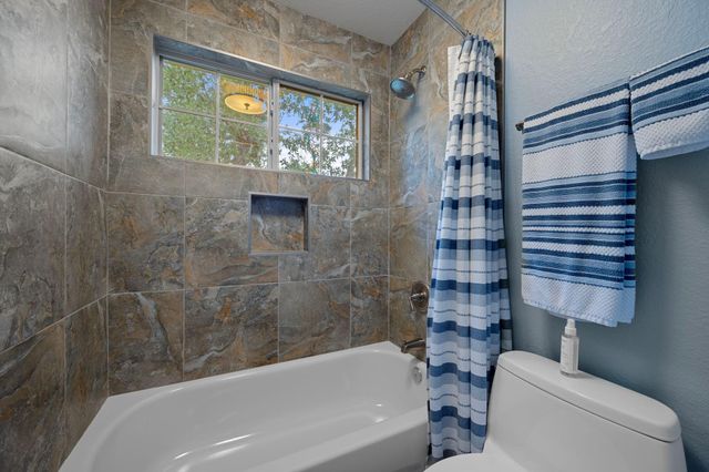 1504 Edelweiss DR, Cedar Park, TX 78613