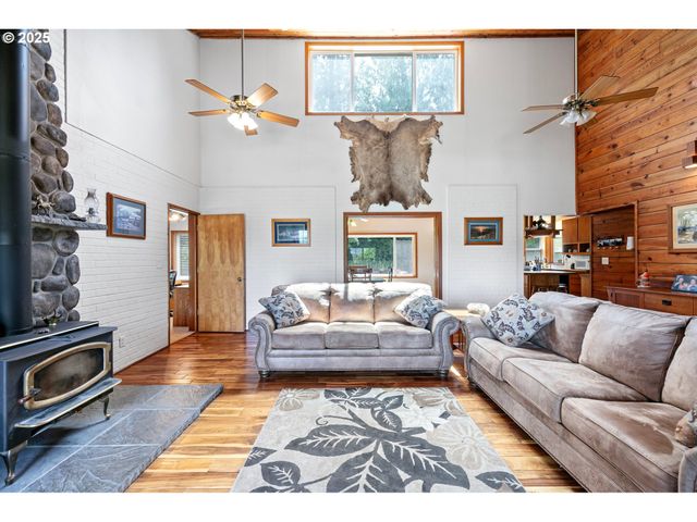 361890 HIGHWAY 58, Pleasant Hill, OR 97455