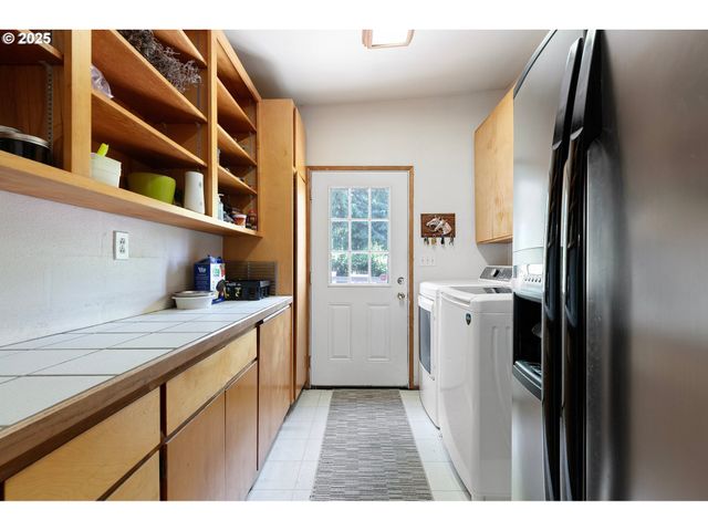 361890 HIGHWAY 58, Pleasant Hill, OR 97455