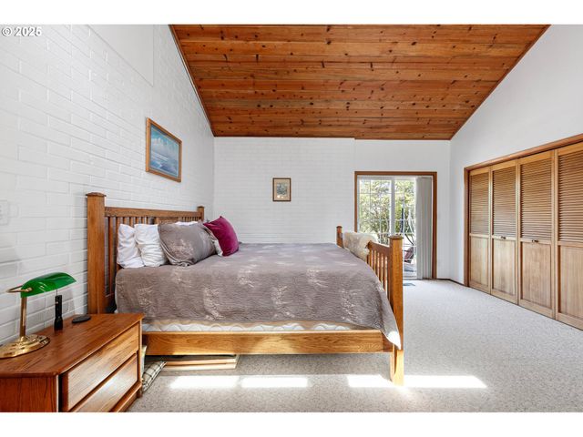 361890 HIGHWAY 58, Pleasant Hill, OR 97455