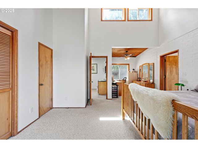 361890 HIGHWAY 58, Pleasant Hill, OR 97455