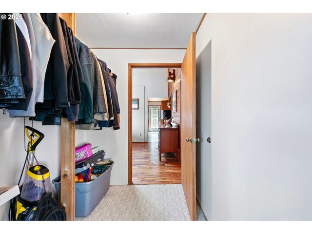 361890 HIGHWAY 58, Pleasant Hill, OR 97455