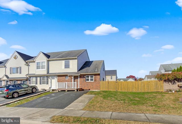 87 WILD CHERRY LN, Marietta, PA 17547