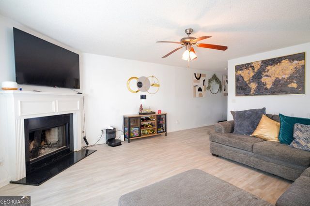 1942 Eshelman Court, Atlanta, GA 30349