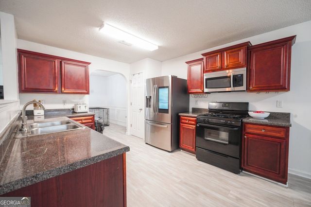 1942 Eshelman Court, Atlanta, GA 30349