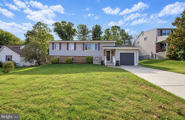 108 TRENT RD, Blackwood, NJ 08012