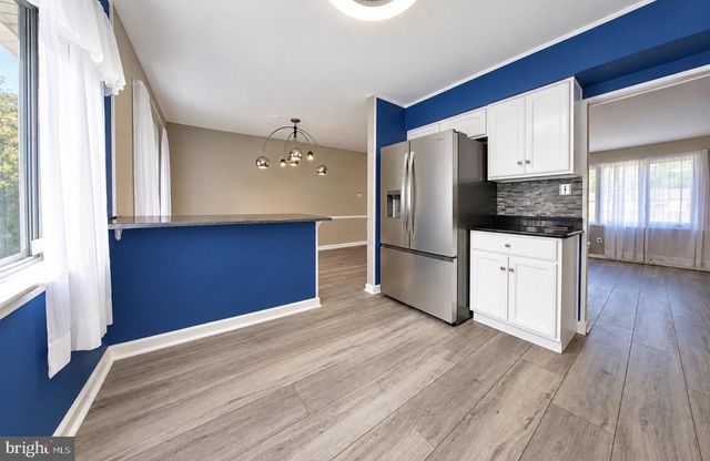 108 TRENT RD, Blackwood, NJ 08012
