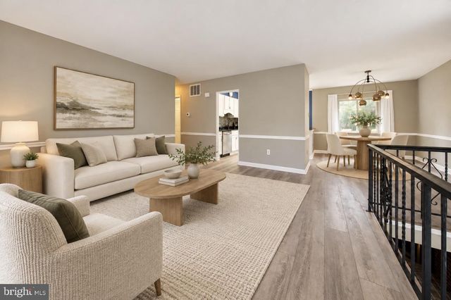 108 TRENT RD, Blackwood, NJ 08012