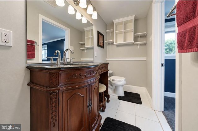 108 TRENT RD, Blackwood, NJ 08012