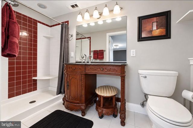 108 TRENT RD, Blackwood, NJ 08012
