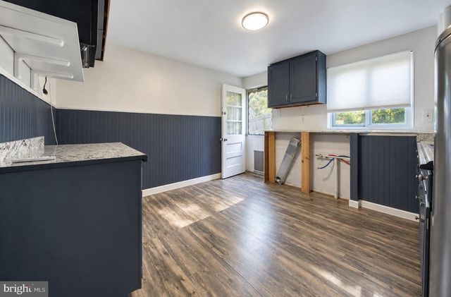 108 TRENT RD, Blackwood, NJ 08012