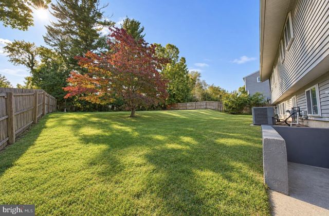 108 TRENT RD, Blackwood, NJ 08012