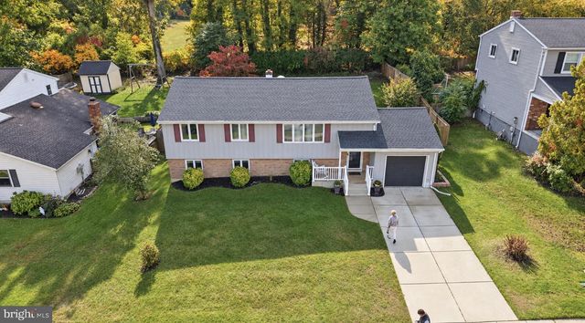 108 TRENT RD, Blackwood, NJ 08012