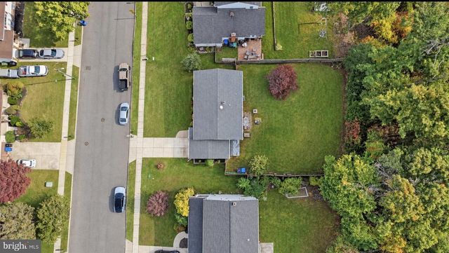 108 TRENT RD, Blackwood, NJ 08012