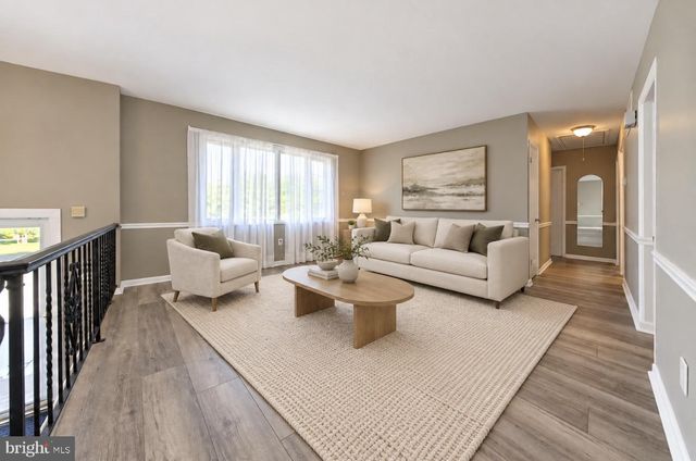 108 TRENT RD, Blackwood, NJ 08012