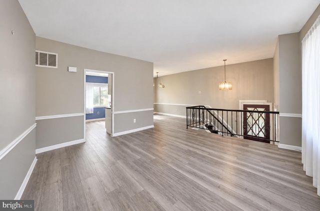 108 TRENT RD, Blackwood, NJ 08012