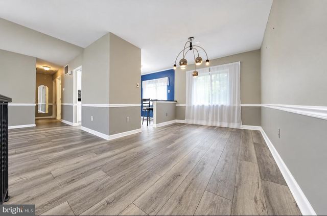 108 TRENT RD, Blackwood, NJ 08012