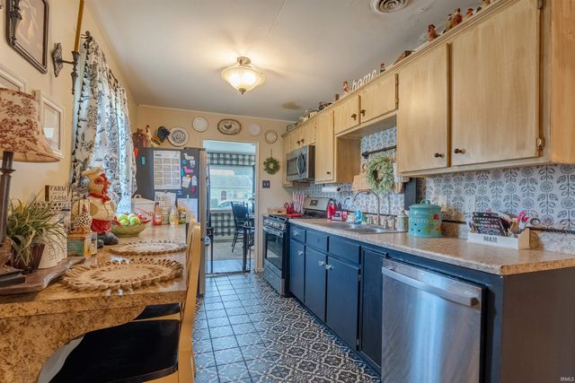 1430 Waggoner Avenue, Evansville, IN 47714
