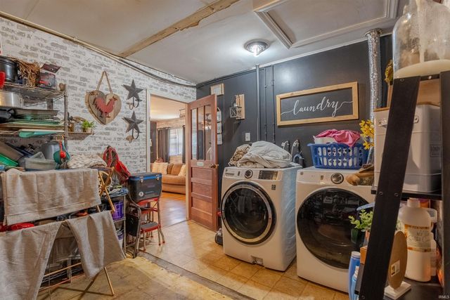 1430 Waggoner Avenue, Evansville, IN 47714