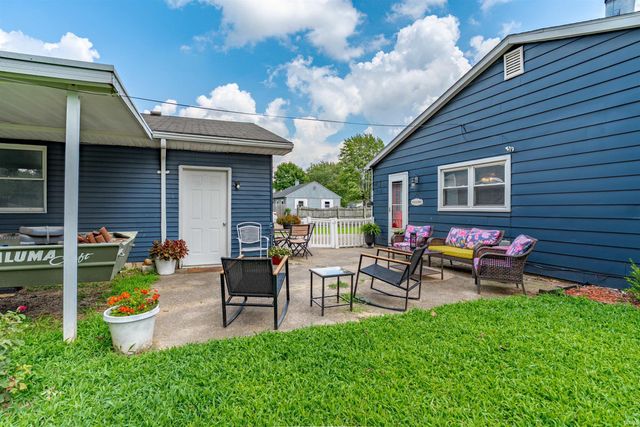 1430 Waggoner Avenue, Evansville, IN 47714