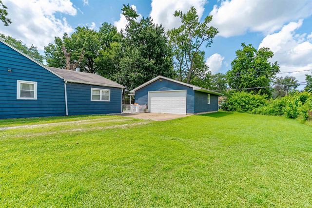 1430 Waggoner Avenue, Evansville, IN 47714