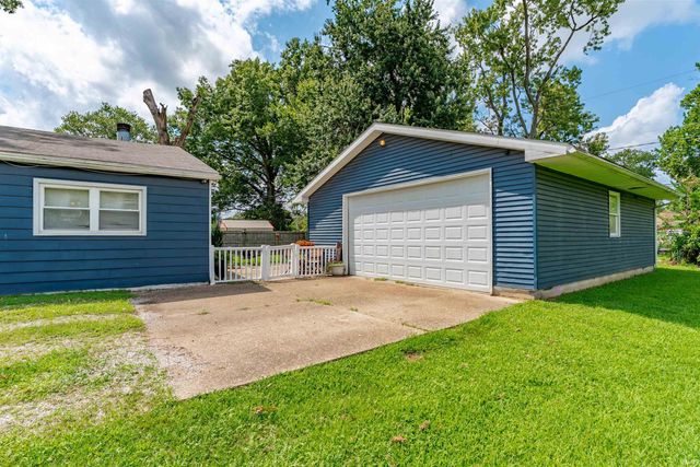 1430 Waggoner Avenue, Evansville, IN 47714