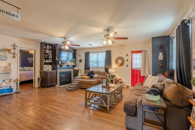 1430 Waggoner Avenue, Evansville, IN 47714