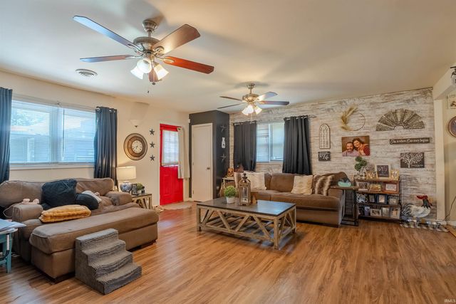 1430 Waggoner Avenue, Evansville, IN 47714