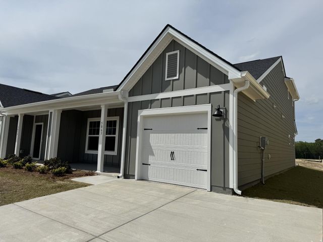 5089 Blackberry Lane, Ravenel, SC 29470