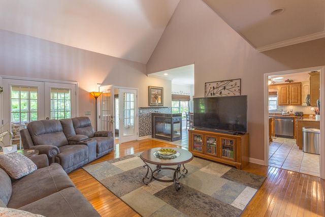 199 Falcons View Drive, Ringgold, GA 30736