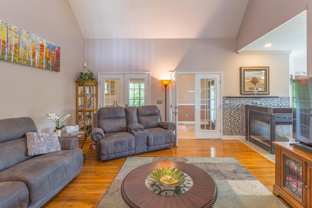 199 Falcons View Drive, Ringgold, GA 30736