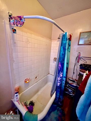 226 N 10TH ST, Reading, PA 19601