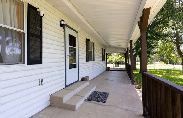 958 State Highway 24, Campbell, TX 75422