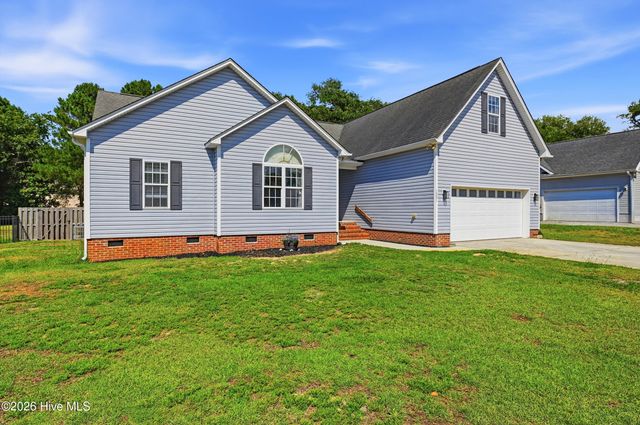 1331 Washington Acres Road, Hampstead, NC 28443