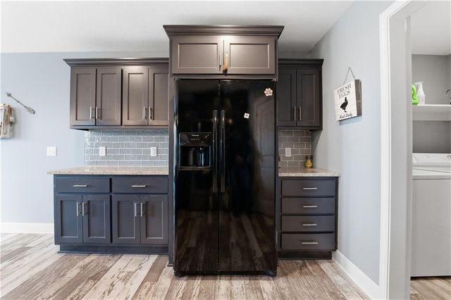 27805 S Walker Road, Harrisonville, MO 64701