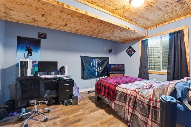 27805 S Walker Road, Harrisonville, MO 64701