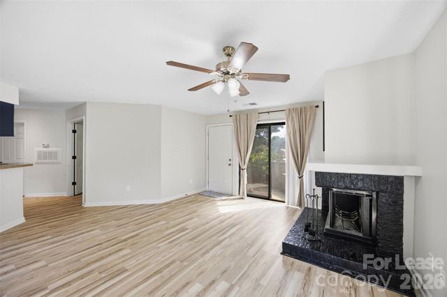 8157 Cedar Glen Drive, Charlotte, NC 28212