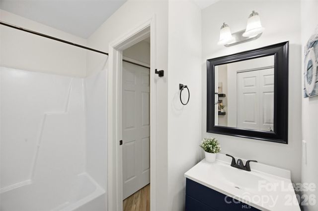 8157 Cedar Glen Drive, Charlotte, NC 28212