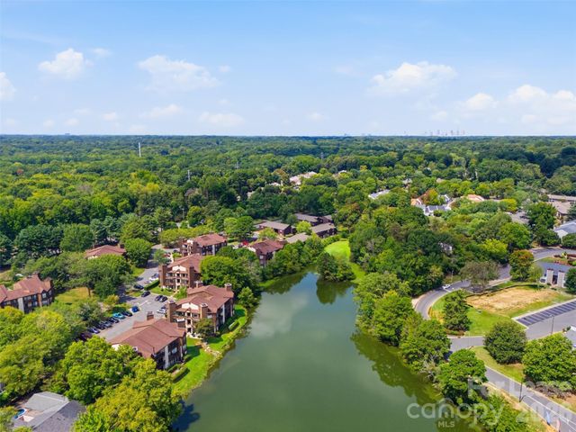 8157 Cedar Glen Drive, Charlotte, NC 28212