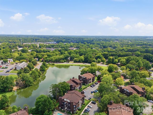 8157 Cedar Glen Drive, Charlotte, NC 28212