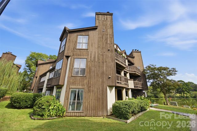 8157 Cedar Glen Drive, Charlotte, NC 28212