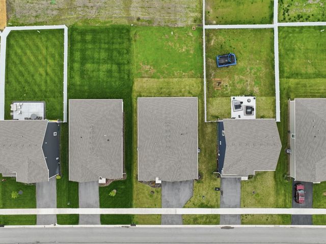 10617 Whitney Place, Crown Point, IN 46307